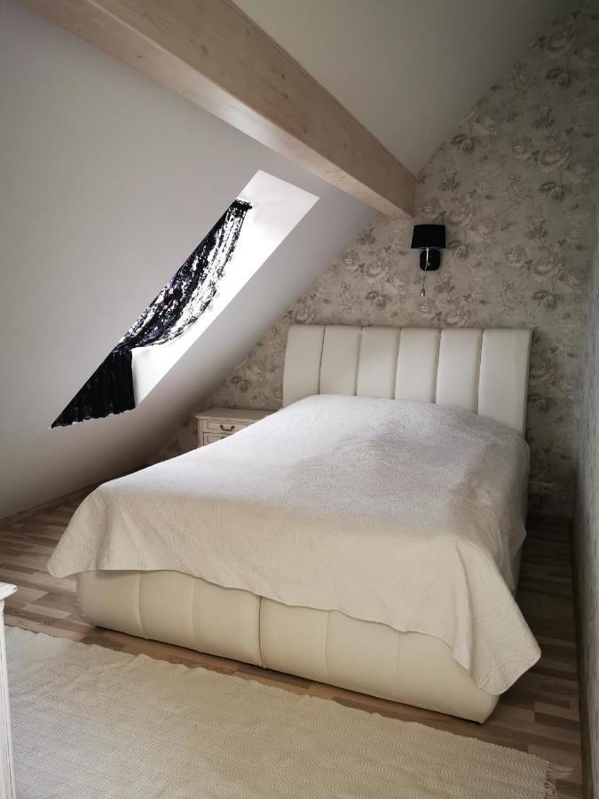Kuninga 24 Apartment ปาร์นู ภายนอก รูปภาพ